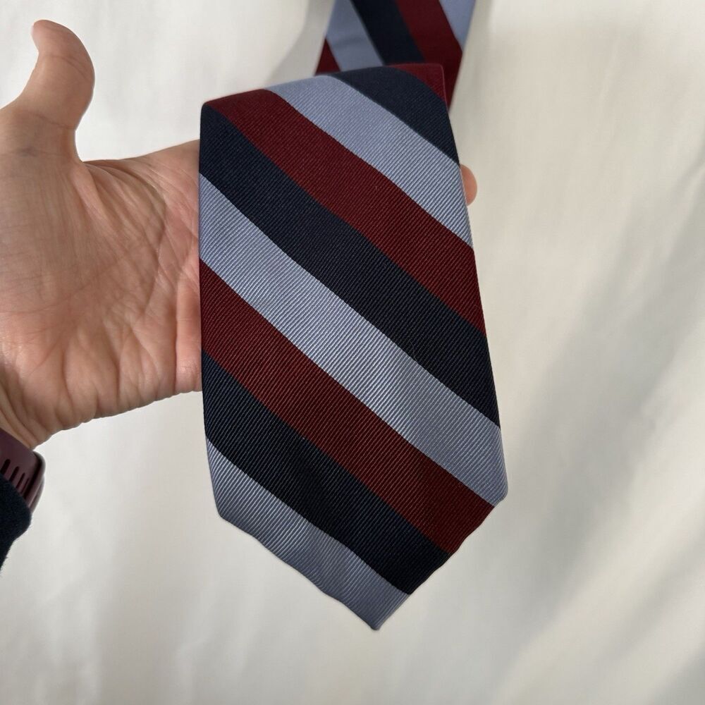 Jos A Bank Tie Men's 59" Blue Red Striped 100% Silk 3.5" Wide Executive Collecti